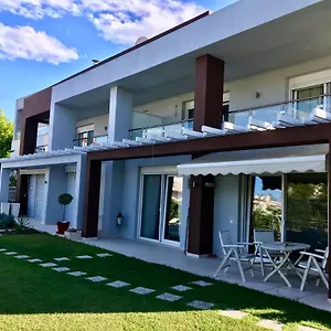 Hotel de apartamente Ellinfos, Hanioti